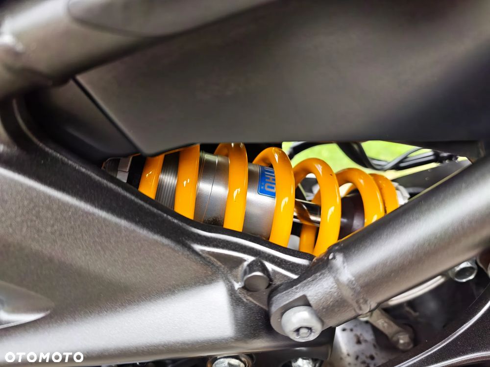 Yamaha MT - 6