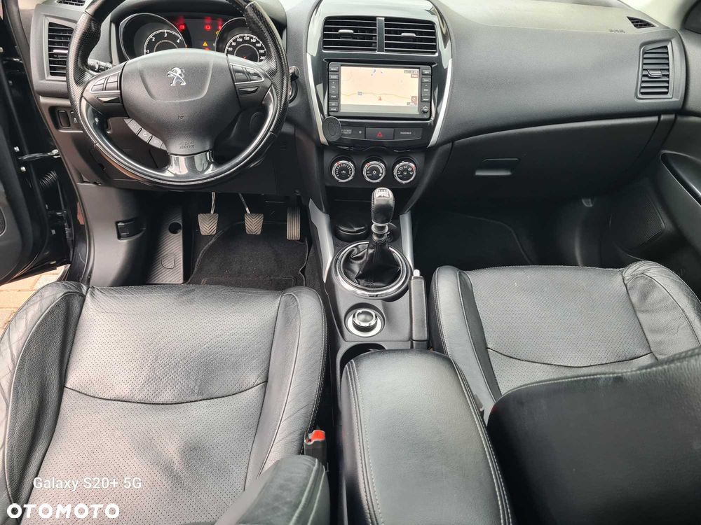 Peugeot 4008 - 10