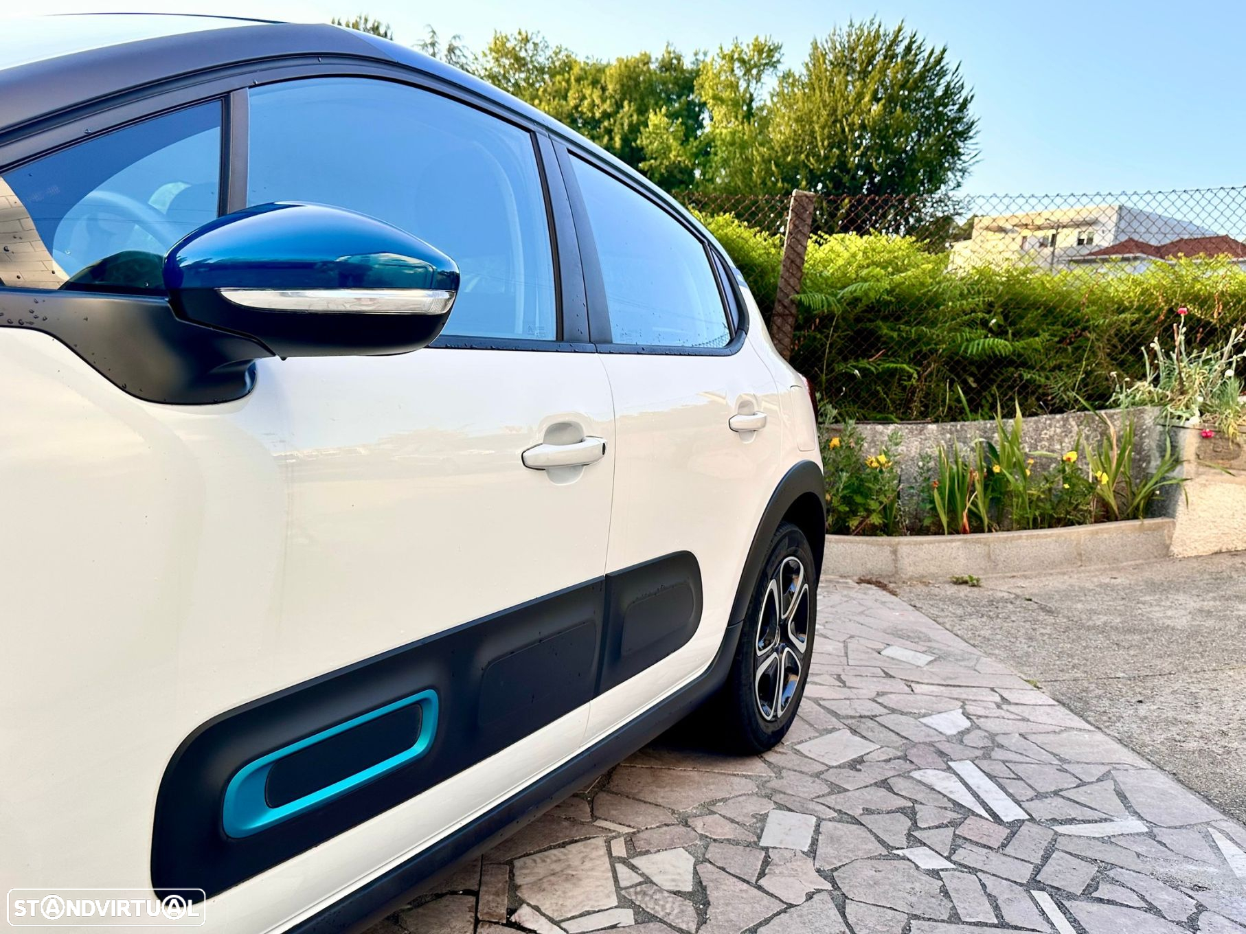 Citroën C3 1.2 PureTech Shine - 8