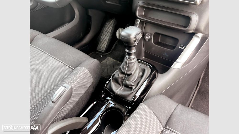 Citroën C3 1.2 PureTech Plus - 23