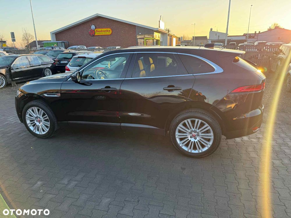 Jaguar F-Pace 20d AWD Pure - 4