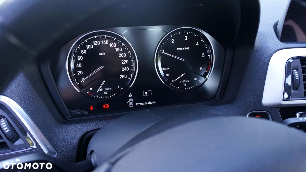 BMW Seria 1 116d Edition M Sport Shadow - 14