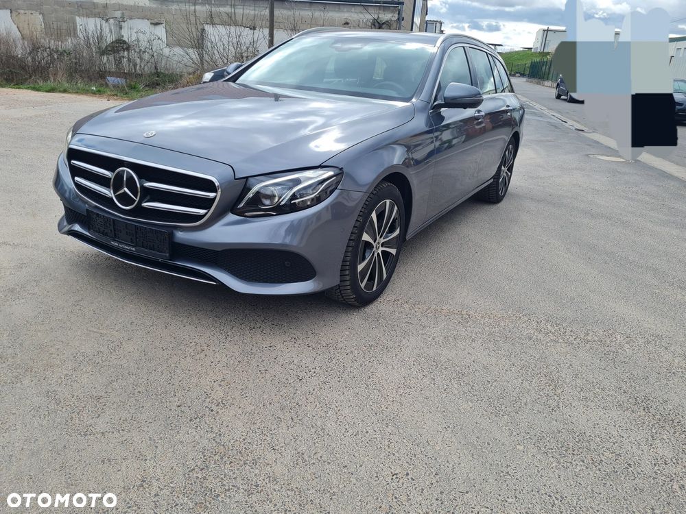 Mercedes-Benz Klasa E 300 de Avantgarde - 1