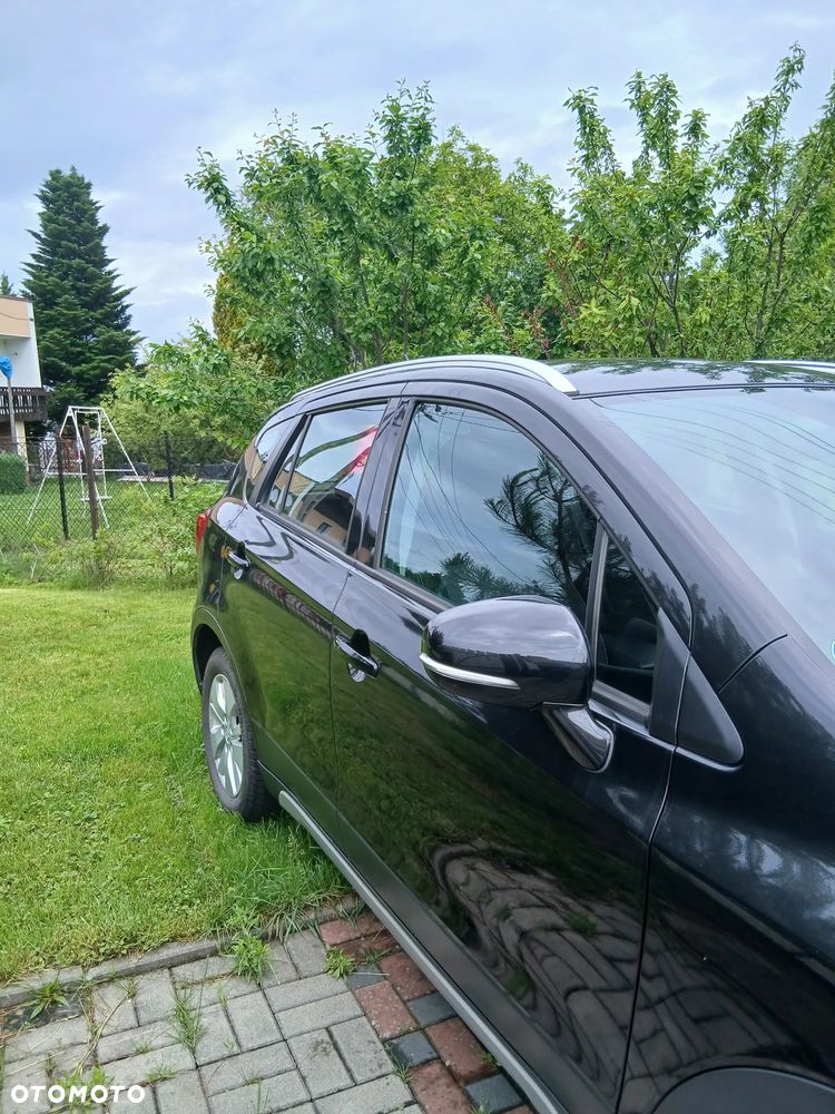 Suzuki SX4 S-Cross 1.6 VVT CVT 4x4 Comfort - 3