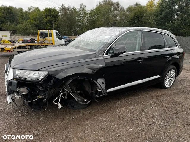 Audi Q7 e-tron 3.0 TDI Quattro Tiptr - 15