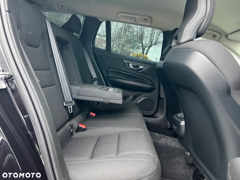 Volvo V60 B4 D Geartronic Momentum Pro - 30