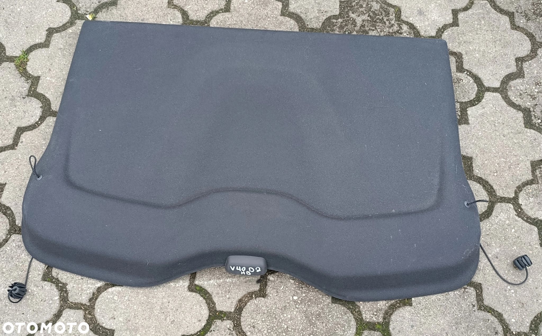 Volvo V40 II półka bagażnika stan bdb bez uszkodzeń - 1