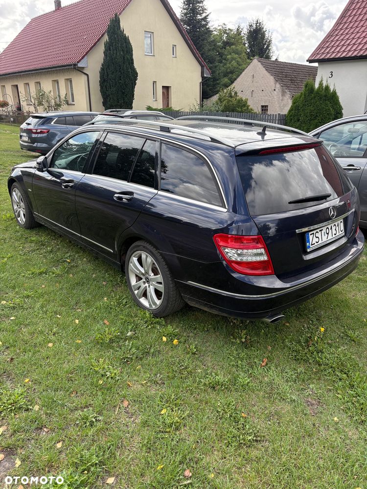 Mercedes-Benz Klasa C 220 CDI BlueEff Avantgarde - 3