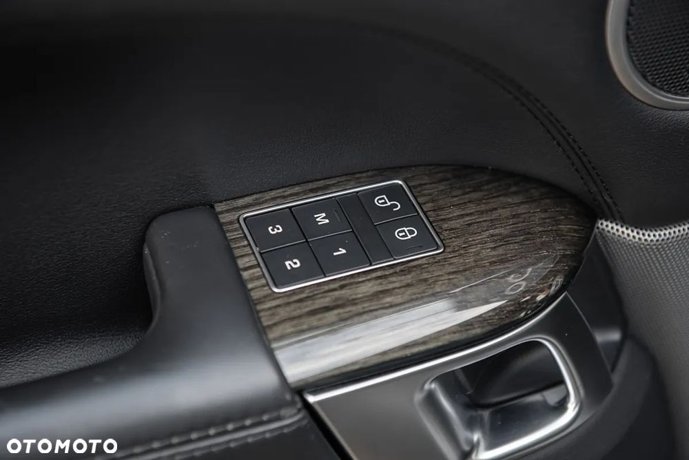 Land Rover Range Rover Sport S 3.0 SD V6 HSE - 18