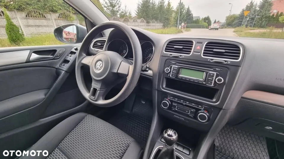 Volkswagen Golf - 16