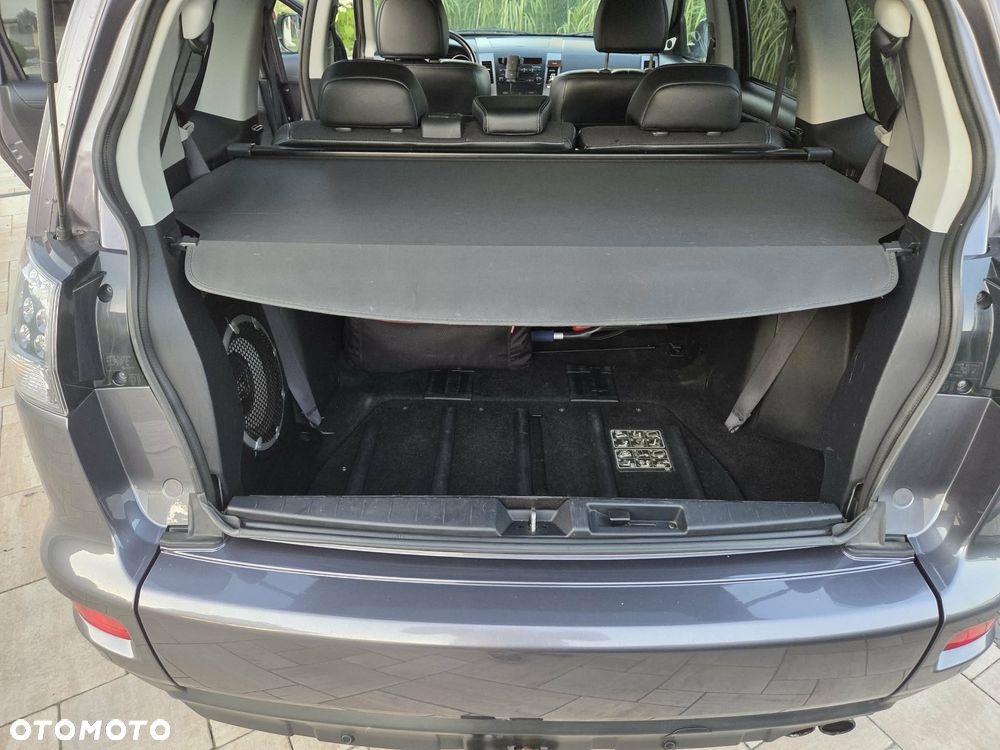 Mitsubishi Outlander 2.2 DID Intense + EU5 - 12