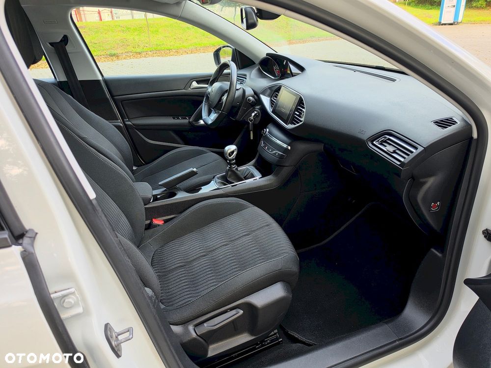Peugeot 308 PureTech 130 Stop & Start Access - 18
