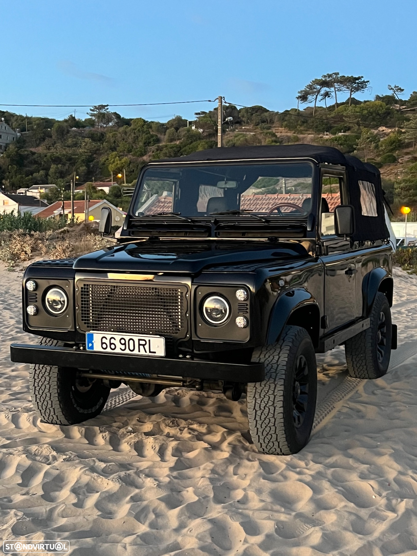 Land Rover Defender 90 2.5 Td5 Soft Top - 4