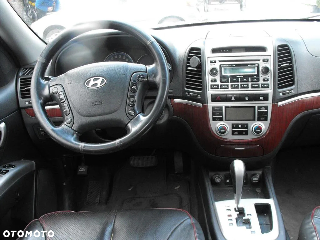 Hyundai Santa Fe 2.2 CRDi Executive 7os - 5