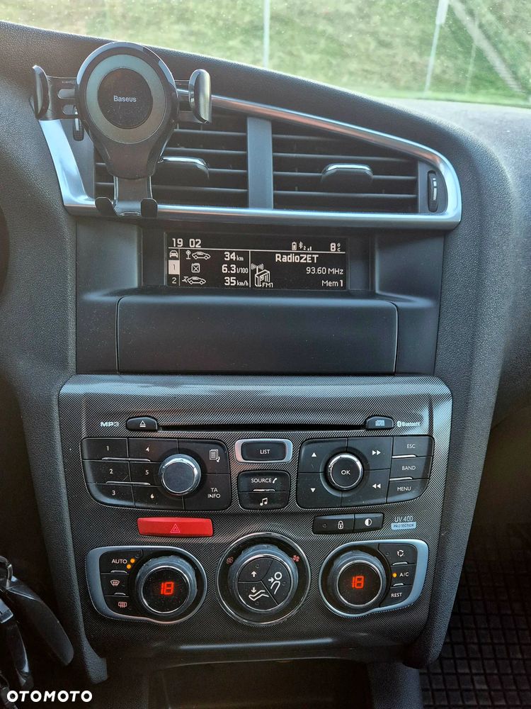 Citroën C4 1.6 HDi Exclusive - 11
