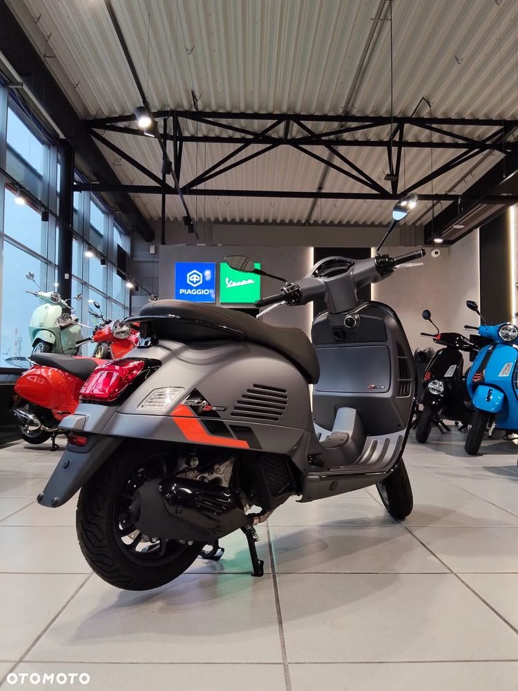 Vespa GTS - 4