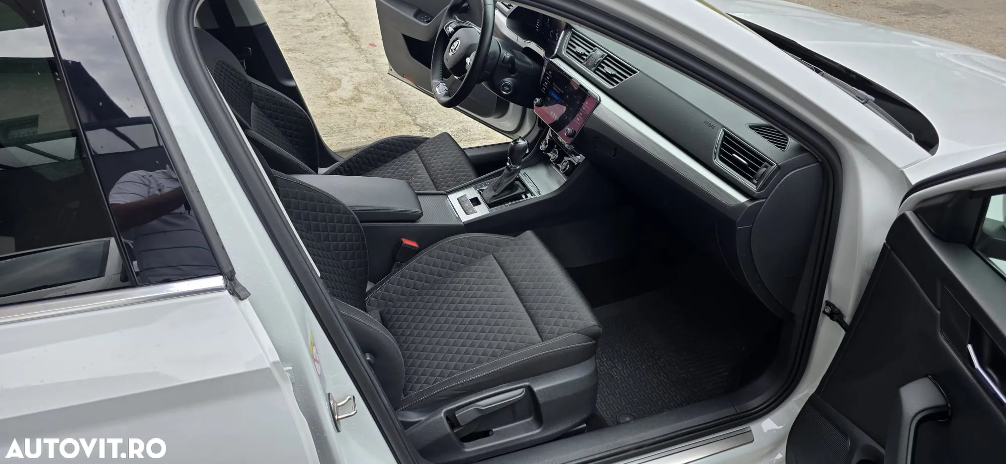 Skoda Superb - 27