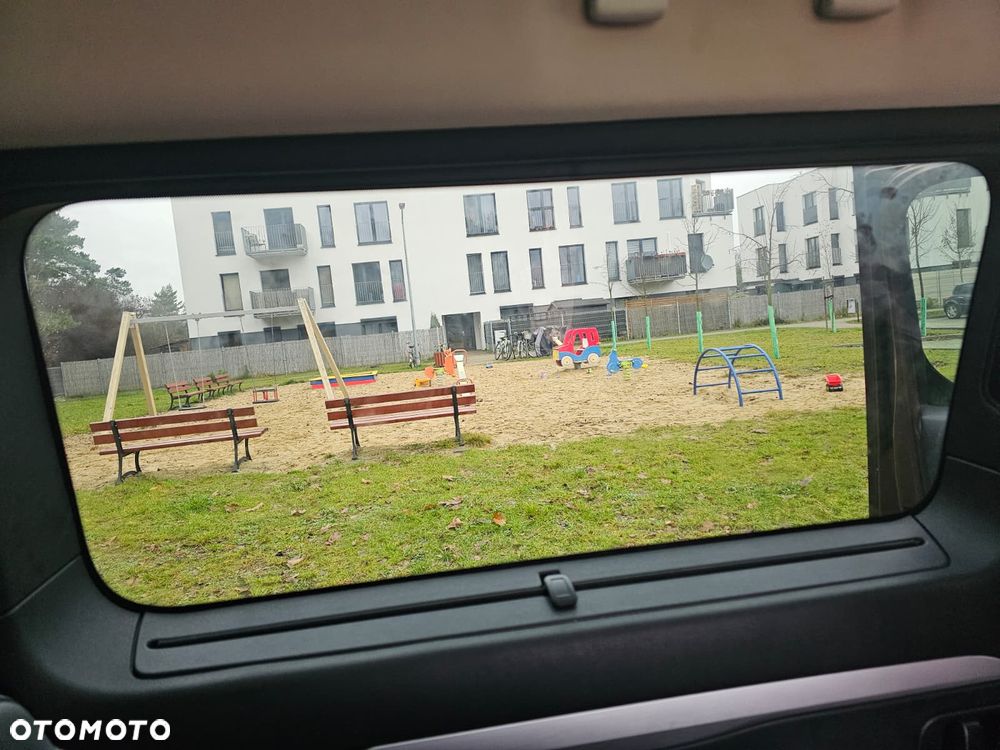 Peugeot Traveller 2.0 BlueHDi Long Business - 26