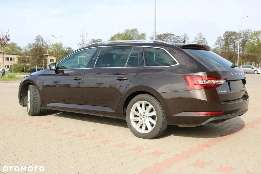 Skoda Superb 1.8 TSI Ambition - 3