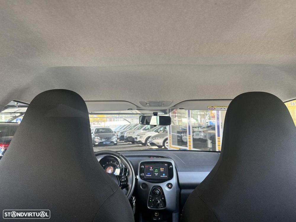 Toyota Aygo 1.0 X-Play+X-Touch - 38