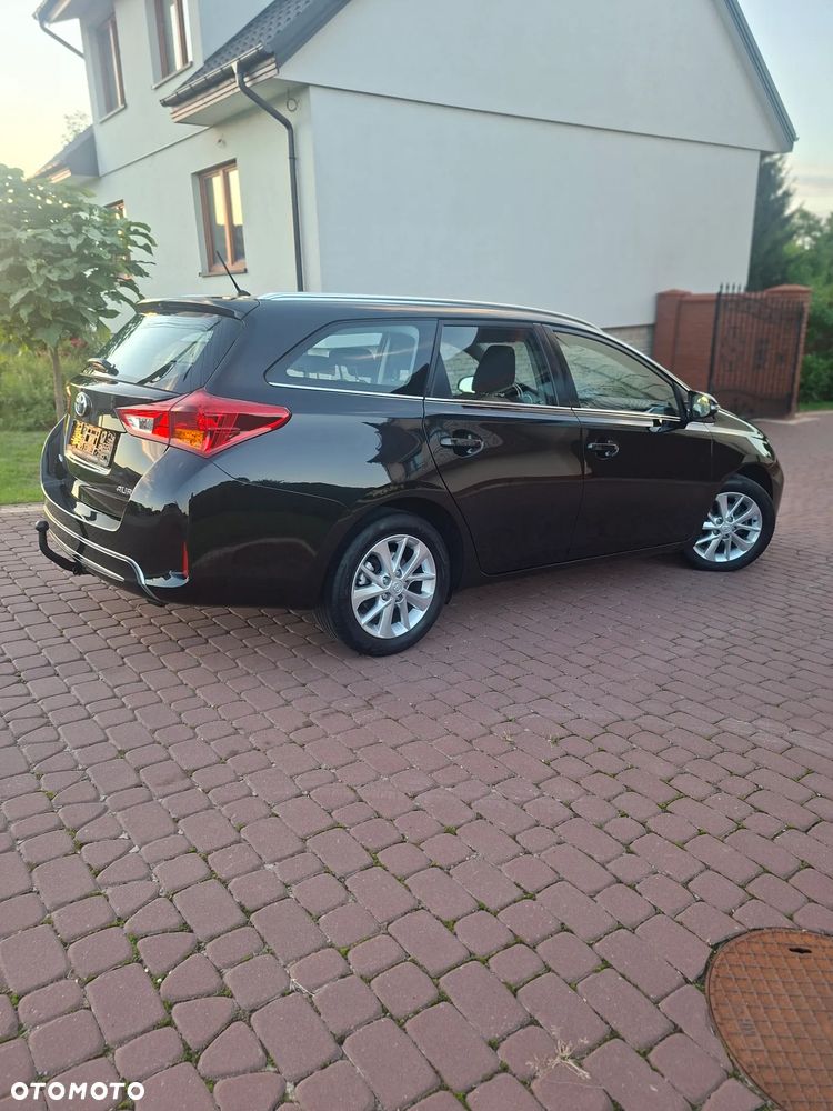Toyota Auris 1.6 Edition - 6