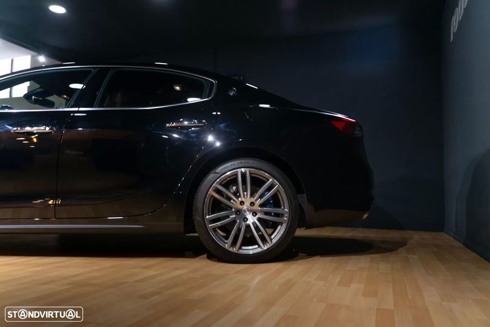 Maserati Ghibli — fotografia 8