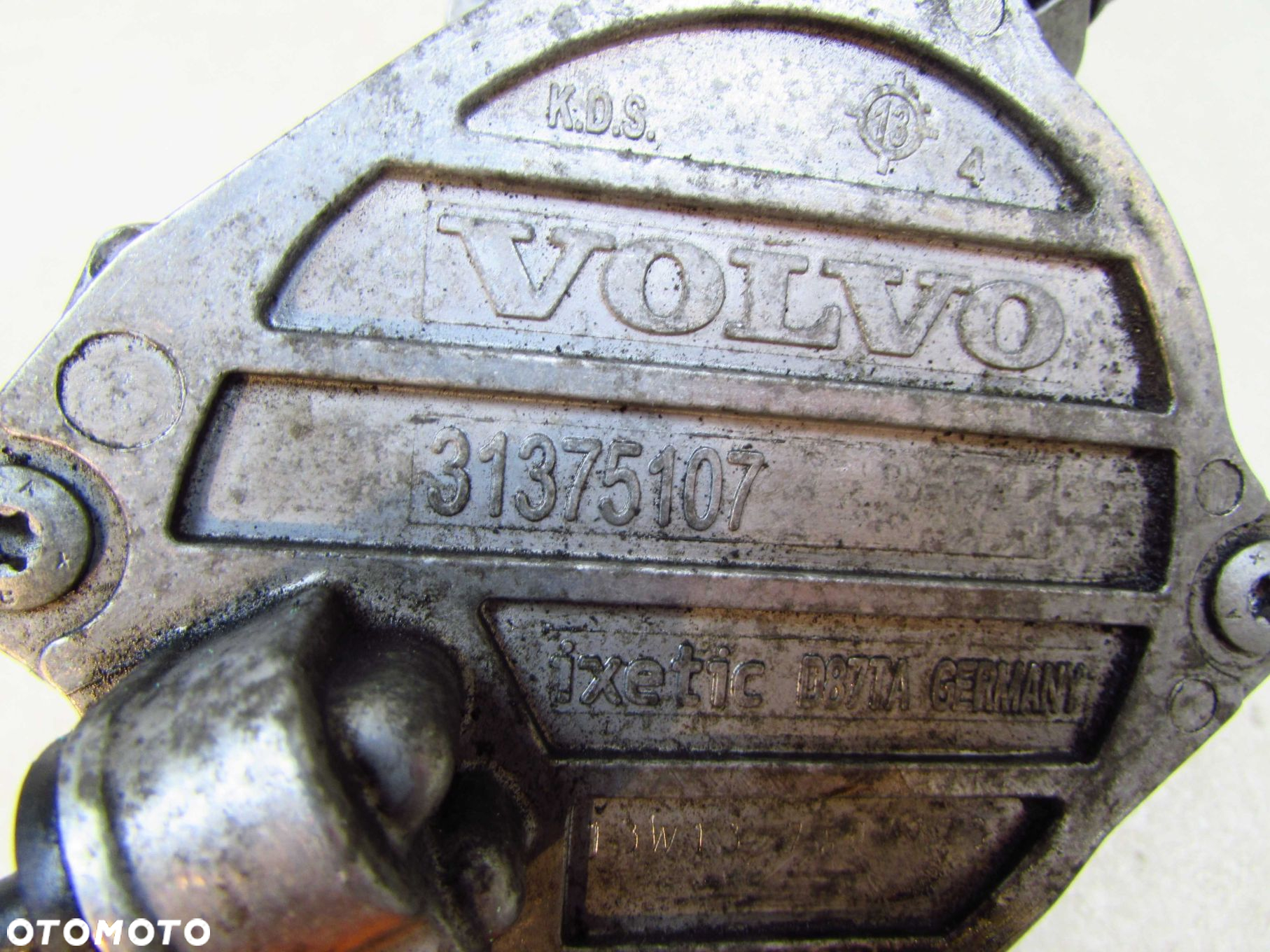 VOLVO S60 II V60 XC 2.4 D5 10- POMPA PODCISNIENIA VACUM 31375107 - 9