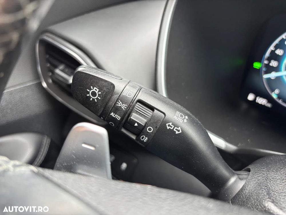 Hyundai Santa Fe 1.6 HEV 2WD Signature - 23