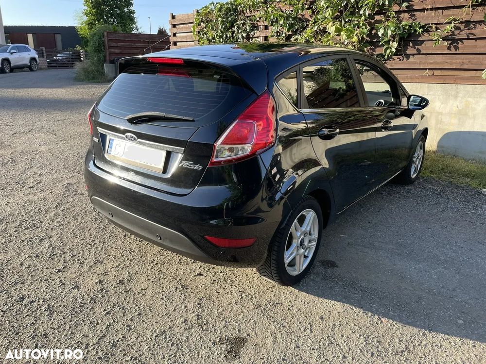 Ford Fiesta 1.0 EcoBoost Titanium - 9