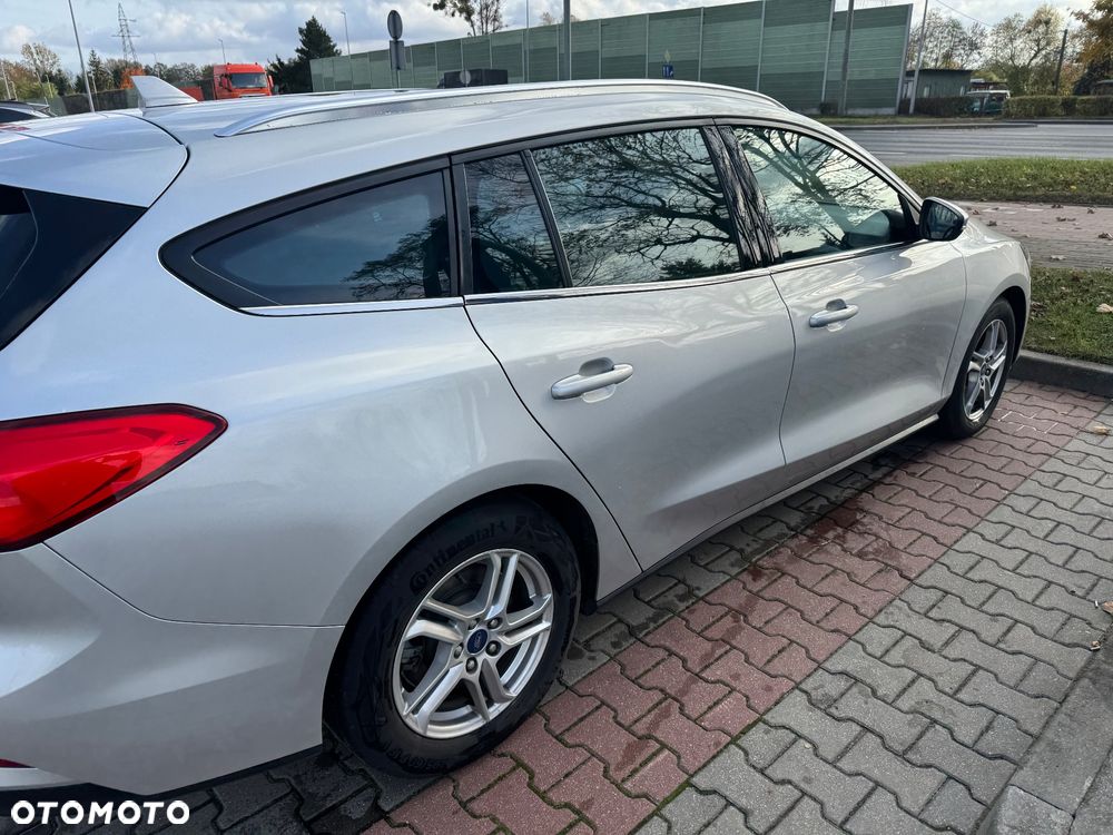 Ford Focus 1.5 TDCi DPF Start-Stopp-System COOL&CONNECT - 6