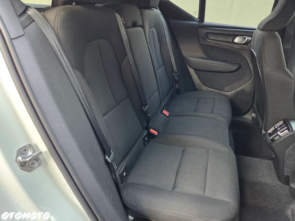 Volvo XC 40 T3 Momentum - 13