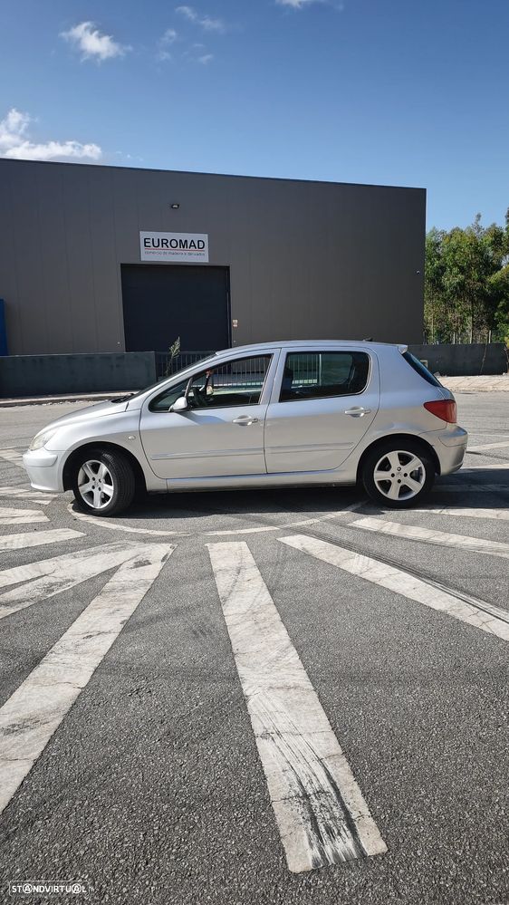 Peugeot 307 1.4 HDi Premium - 14
