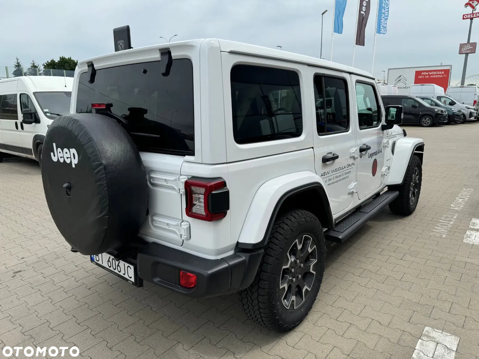 Jeep Wrangler Unlimited GME 2.0 Turbo Sahara - 6