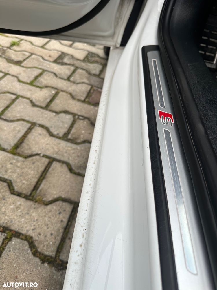Audi A4 Avant 2.0 35 TDI S tronic MHEV S Line - 9