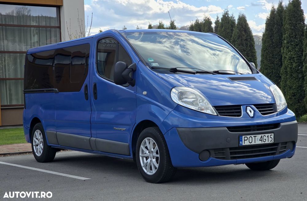 Renault Trafic Grand Passenger L2H1 Authentique - 2