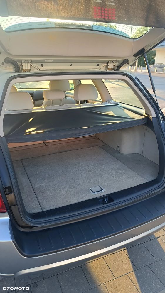 Subaru Legacy 2.5i AT - 17