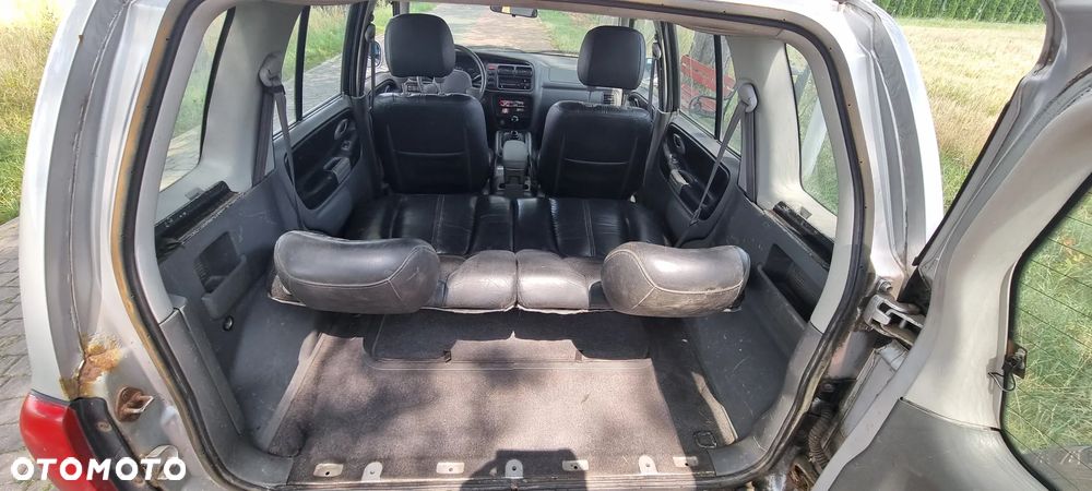 Suzuki Vitara 2.0 V6 Long - 11