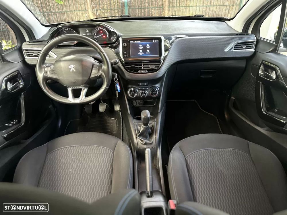 Peugeot 208 1.2 PureTech Style - 9