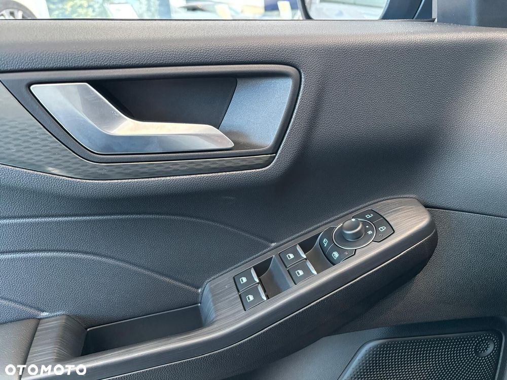 Ford Kuga 1.5 EcoBoost FWD Titanium - 25