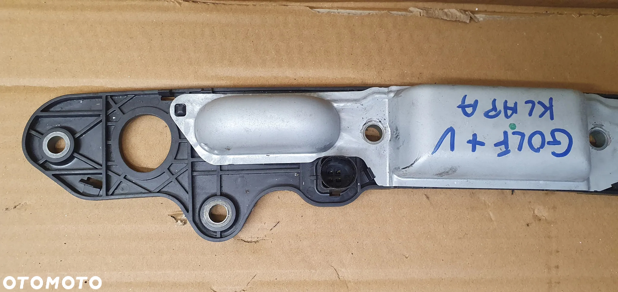 Blenda klapy bagażnika mikrostyk podświetlenie VW Golf V Plus 1T0827574C - 6
