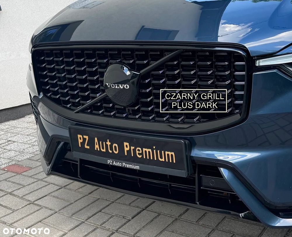 Volvo XC 60 B4 D AWD Plus Dark - 24