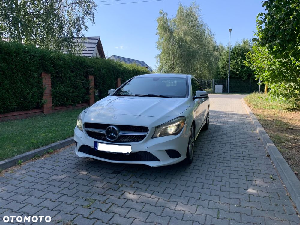 Mercedes-Benz CLA 250 4Matic 7G-DCT - 5