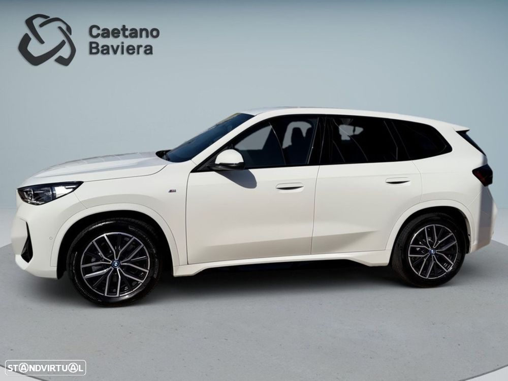 BMW iX1 xDrive30 Edição Desportiva M - 5