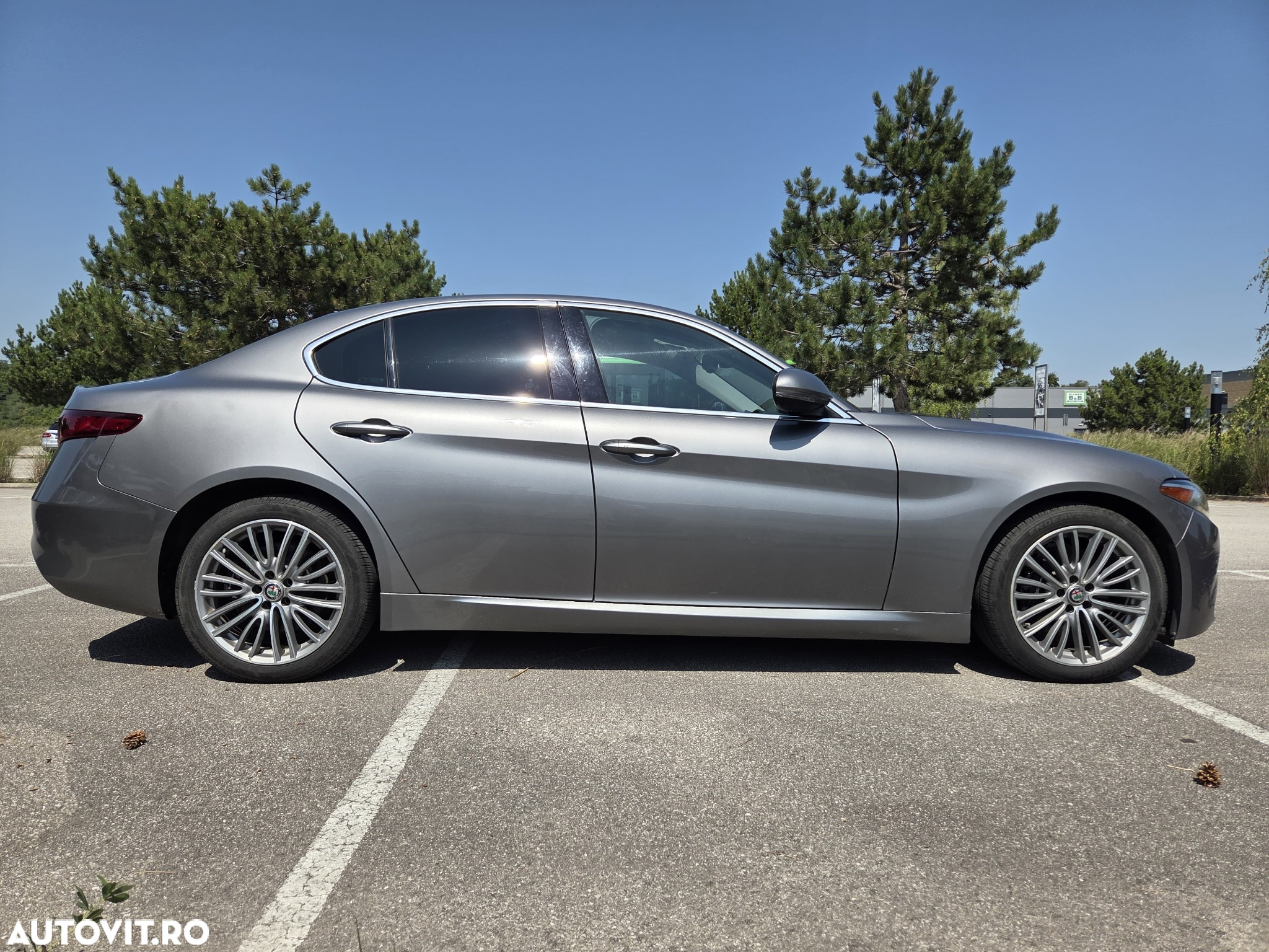 Alfa Romeo Giulia 2.0 Turbo AWD AT8 Veloce - 16