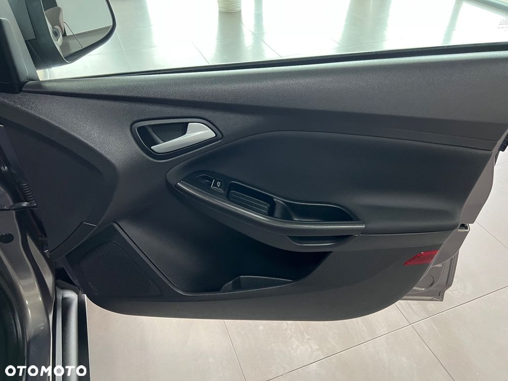 Ford Focus - 31