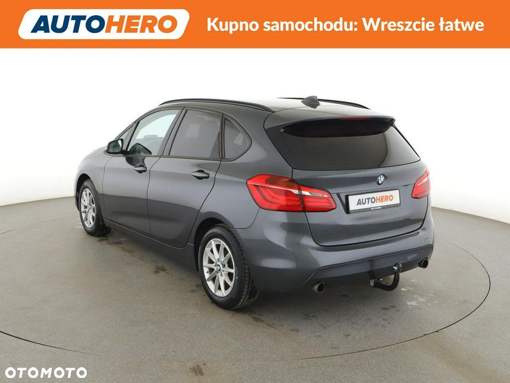 BMW Seria 2 220d xDrive - 4