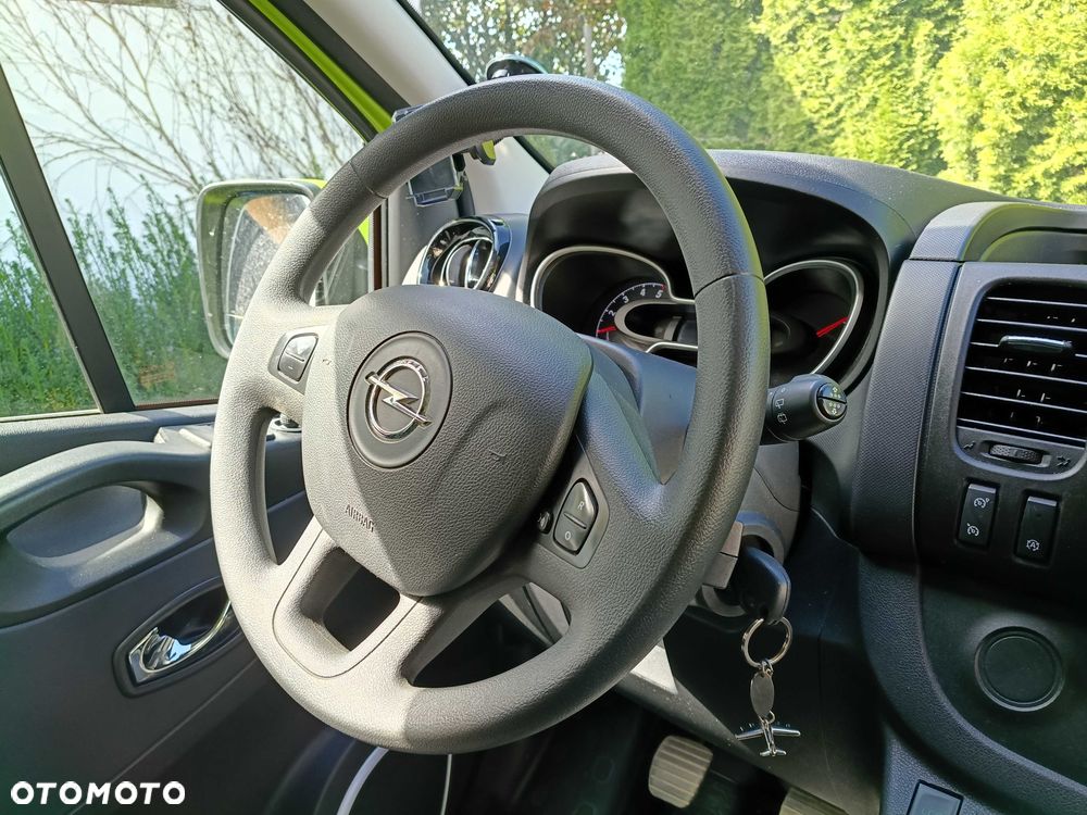 Opel Vivaro - 6