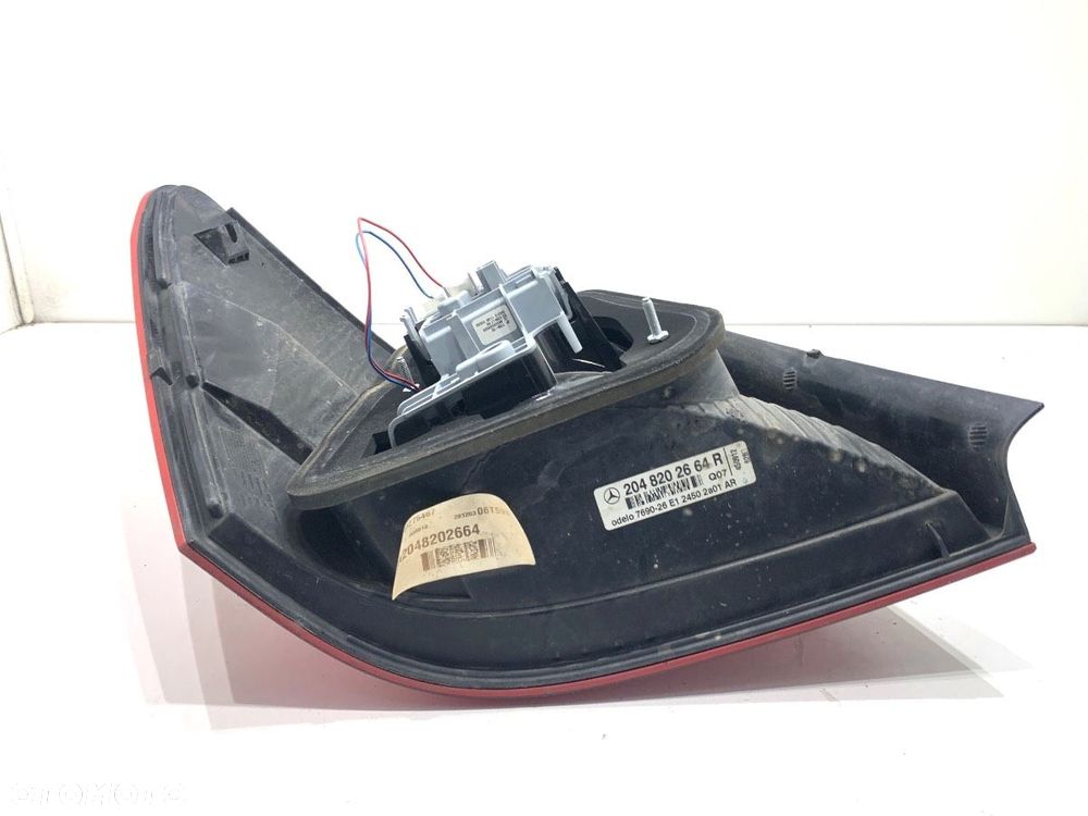 LAMPA PRAWY TYŁ  MERCEDES-BENZ KLASA GLK (X204) 2008 - 2015 220 CDI (204.902) 125 kW [170 KM] olej - 4