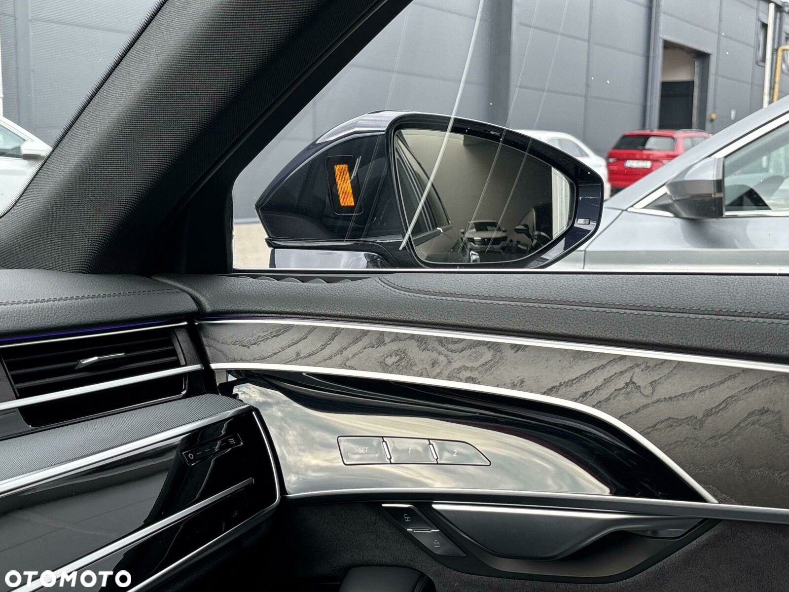 Audi A8 - 26