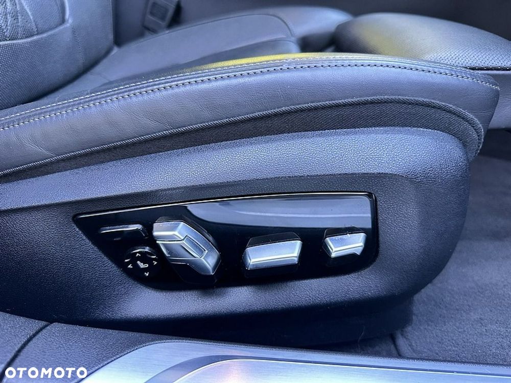 BMW Seria 7 - 22